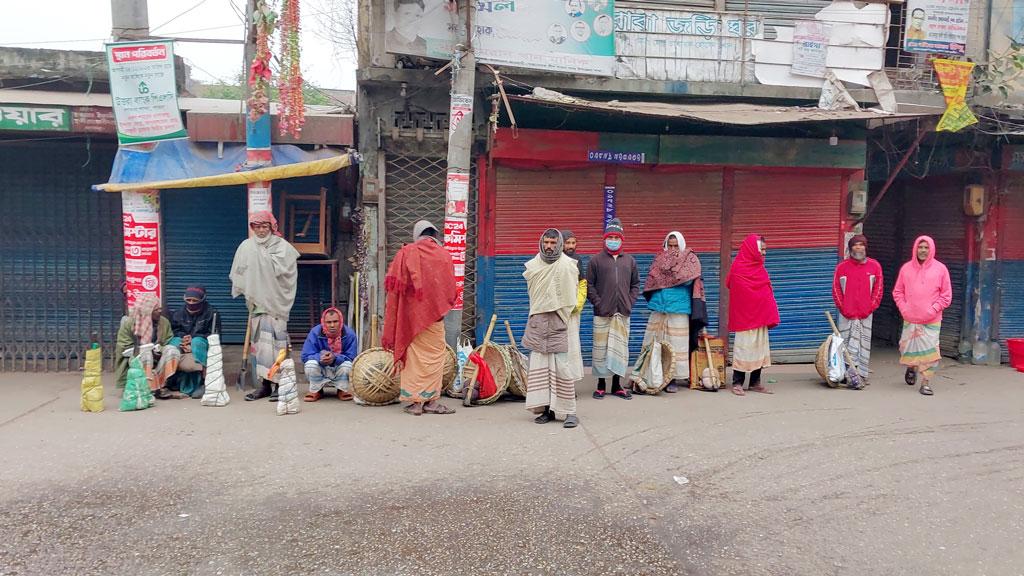 পাবনায় মৌসুমের সর্বনিম্ন তাপমাত্রা, বন্ধ প্রাথমিক ও মাধ্যমিক বিদ্যালয়