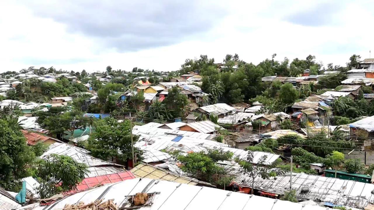 রোহিঙ্গা ক্যাম্পের খালে ভাসছিল গলাকাটা মরদেহ