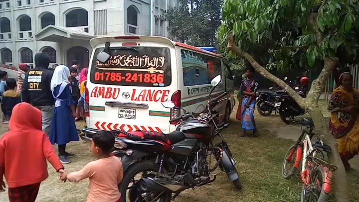 ঘুষ দিয়েও ২০ বছর বেতন না পাওয়া সেই শিক্ষিকার টাকা ফেরত