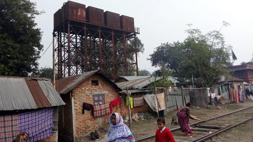 ৩৫ বছর পানি সরবরাহ নেই বেতন থেকে কেটেছে টাকা