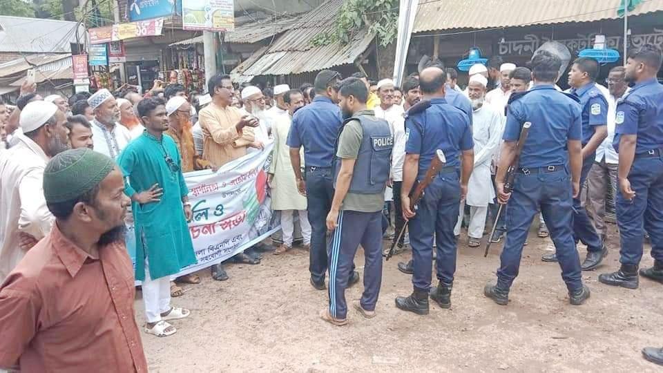 দুর্গাপুরে বিএনপি-পুলিশ সংঘর্ষের পর বাড়ি বাড়ি অভিযান চালিয়ে গ্রেপ্তার ৭ 