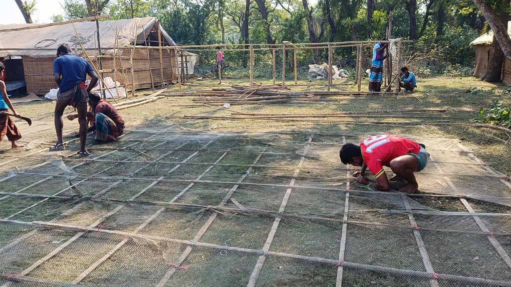 তালতলীতে শুঁটকি উৎপাদন শুরু, দাম নিয়ে চিন্তা