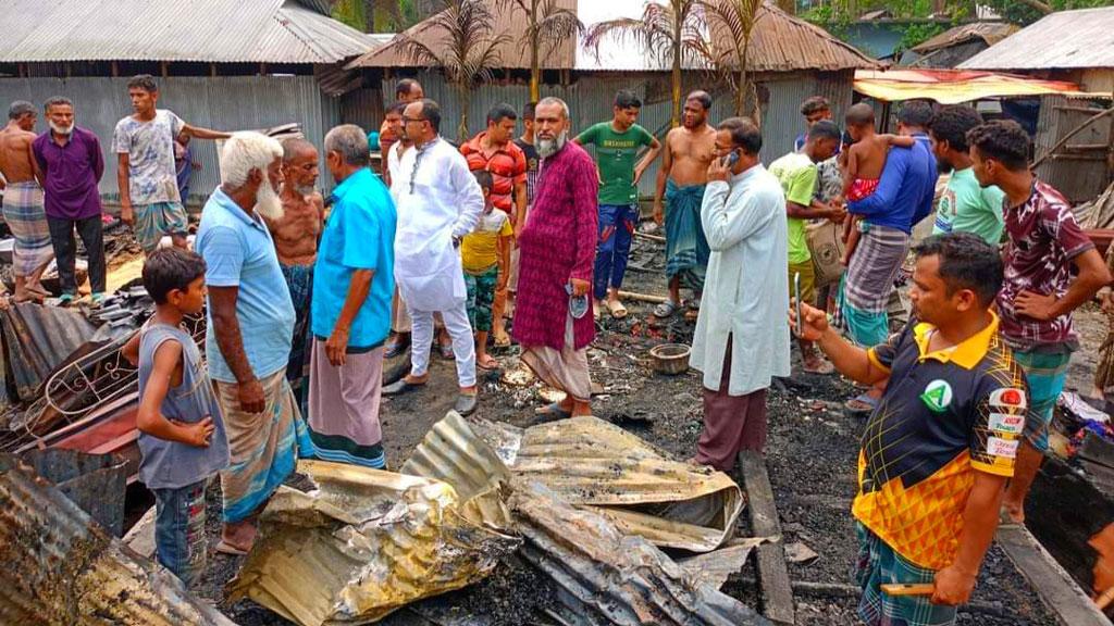 ঈদের আগের দিন আগুনে কৃষকের সর্বস্ব পুড়ে ছাই