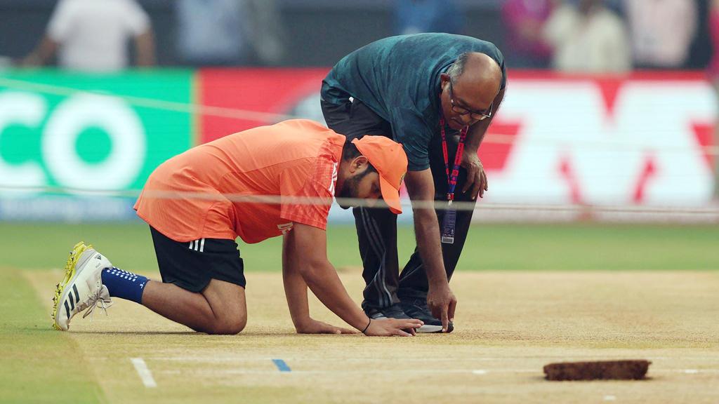 সেমিফাইনালের উইকেট পাল্টানোর অভিযোগ ভারতের বিরুদ্ধে