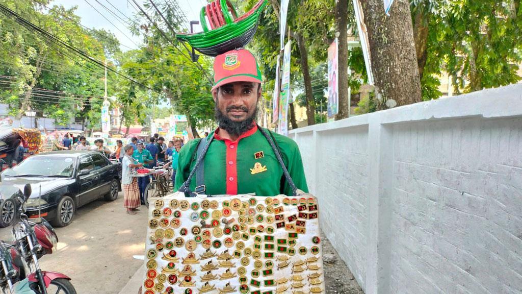 যেখানে সমাবেশ সেখানেই তিনি, দলের সঙ্গে বদলে ফেলেন পোশাকও