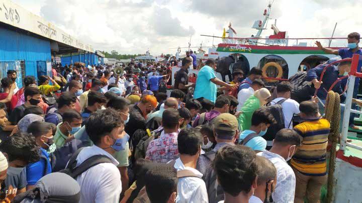 সাধারণ ছুটির আগে মানুষ ঢাকা ছাড়ায় করোনার বিস্তার ঘটেছে: গবেষণা