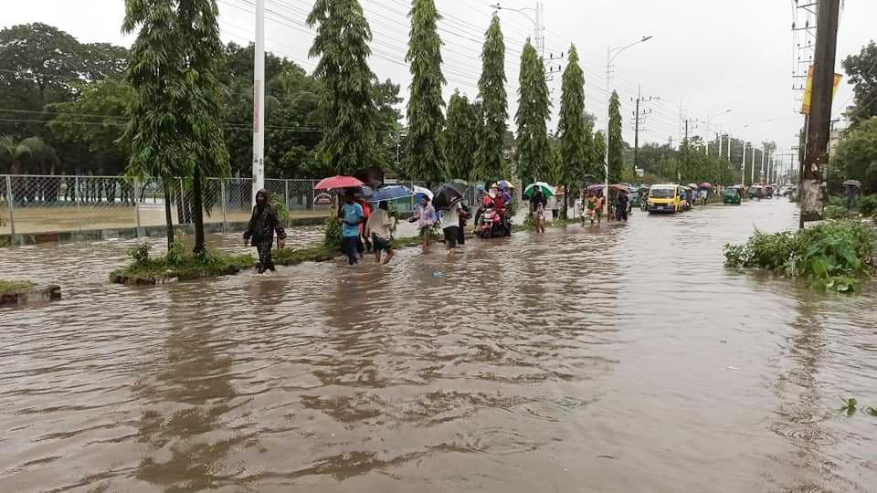 রানওয়ের কাছাকাছি বন্যার পানি, ওসমানী বিমানবন্দর ৩ দিন বন্ধ