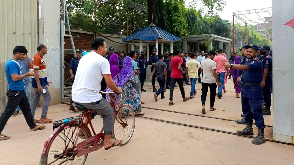 সাভার-আশুলিয়া শিল্পাঞ্চলে এখনো বন্ধ ২২ কারখানা