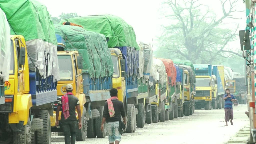 চলতি অর্থবছরে বেনাপোল বন্দরে সাড়ে ৪ লাখ টন পণ্য রপ্তানি