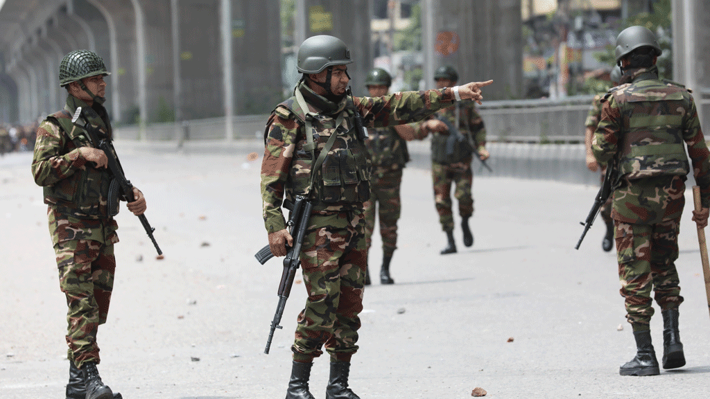 পিছু হটবেই না সরকার