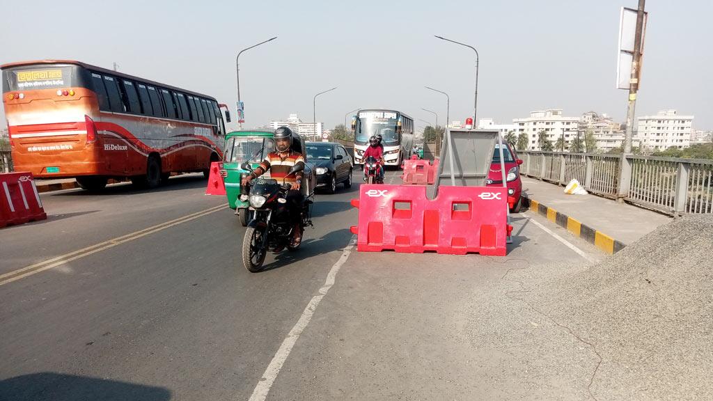 পোস্তগোলা সেতুর সংস্কার কাজ শেষ, ধীর গতিতে চলছে সব ধরনের যান 