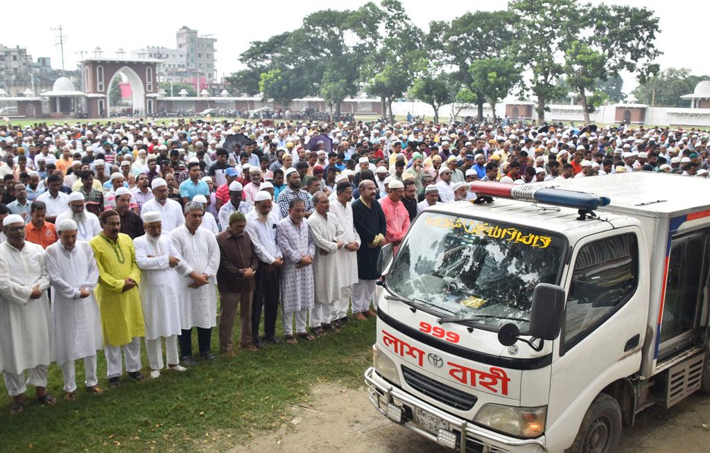 রাজশাহীর সাবেক এমপি নাদিম মোস্তফার দাফন সম্পন্ন