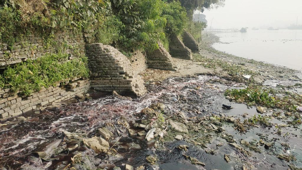 বুড়িগঙ্গা দূষণের বড় কারণ শ্যামপুরের ডাইং কারখানাগুলো: ওয়াটারকিপার্স