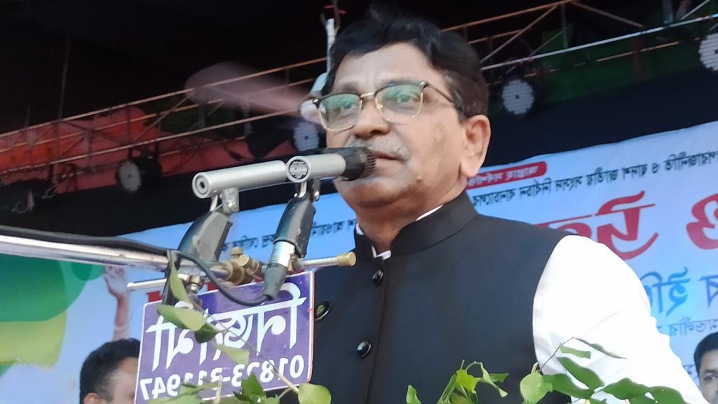 খালেদা-তারেক যত দিন দায়িত্বে থাকবে মানুষ বিএনপিকে ভোট দেবে না: হানিফ