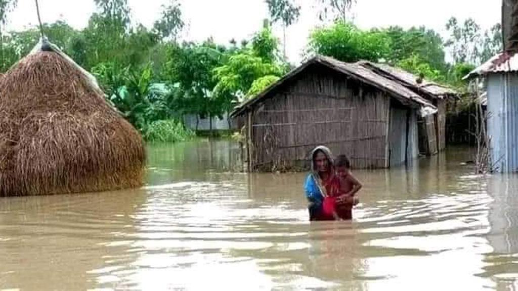 টানা বৃষ্টি ও পাহাড়ি ঢলে ময়মনসিংহের দুই উপজেলা প্লাবিত