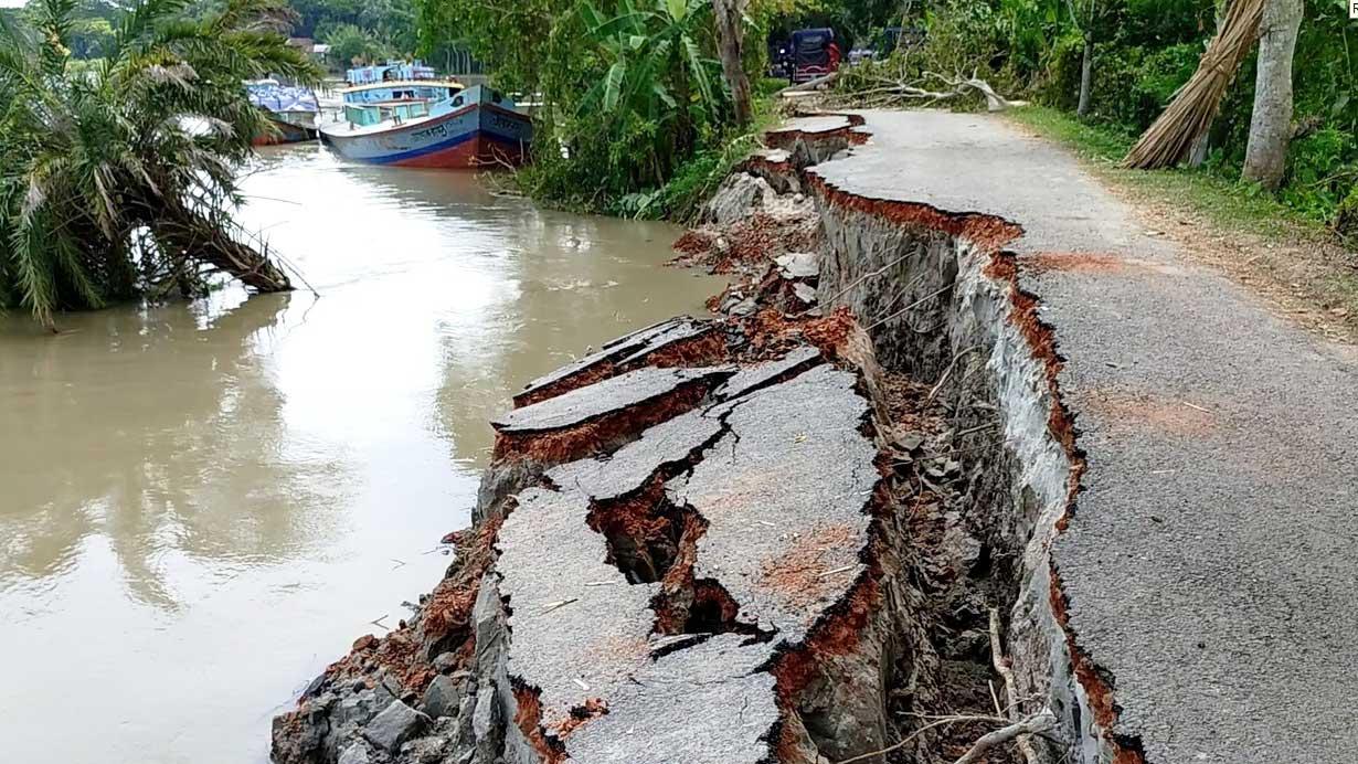 আর আড়াই হাত ভাঙলেই কৃষকের কপালে হাত