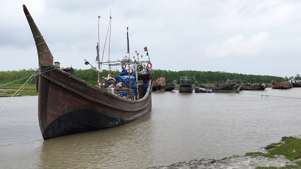 জীবিকা নিয়ে উদ্বেগে হাতিয়ার ৩০ হাজার জেলে