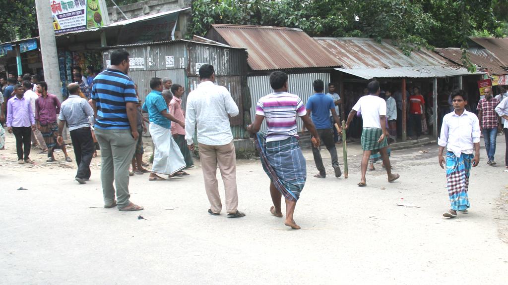 বিএনপির সমাবেশে হামলা আ.লীগের, আহত ২০