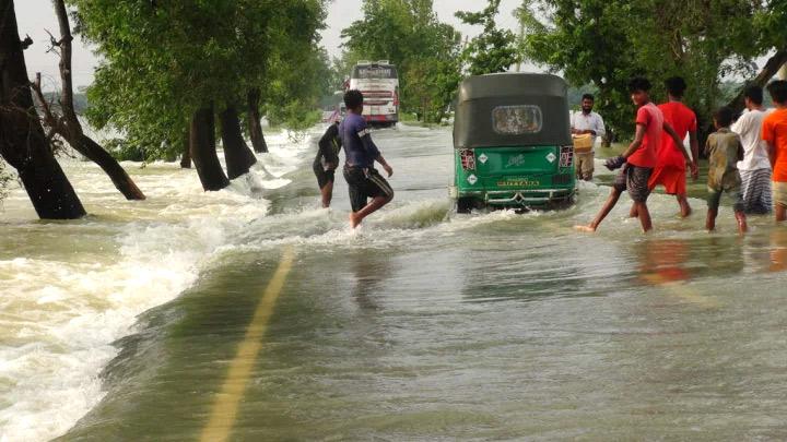 সিলেটে আবার বন্যার  শঙ্কা, রংপুরেও আতঙ্ক