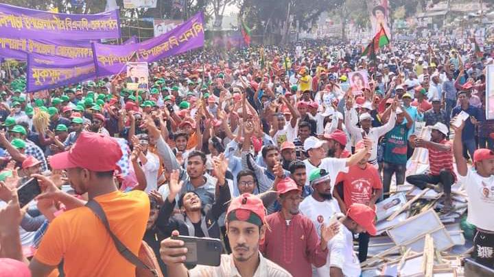 বিএনপির সমাবেশ: বন্ধ ঢাকা-আরিচা মহাসড়ক, তবু ফরিদপুরে ঢল থামেনি