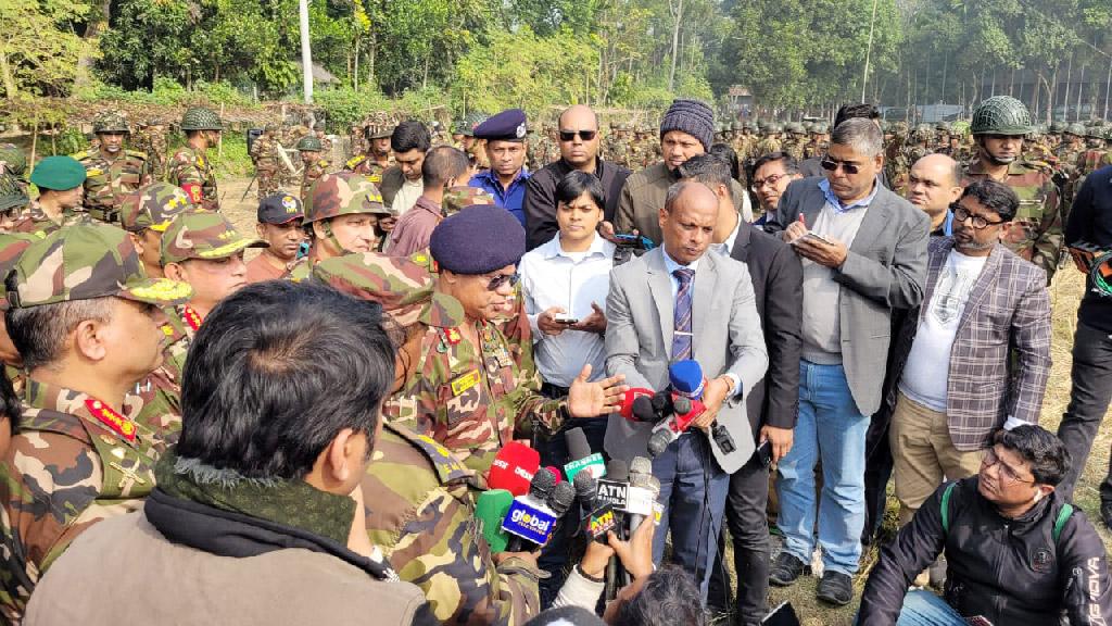 বাংলাদেশের সঙ্গে তাল মিলিয়ে সেনাবাহিনীও স্মার্ট হবে: সেনাপ্রধান