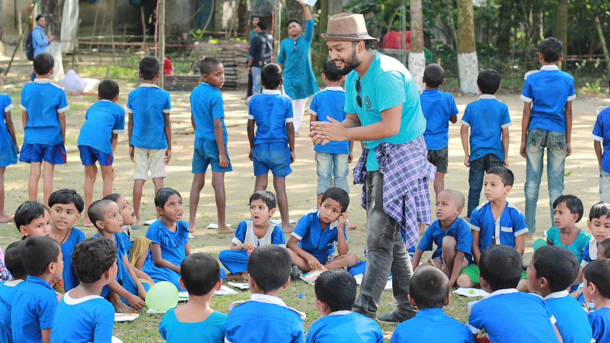 সে আগুন ছড়িয়ে গেছে