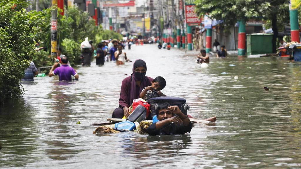 বন্যায় মৃত্যু বেড়ে ৫৪, ক্ষতিগ্রস্ত ৫৪ লাখ মানুষ