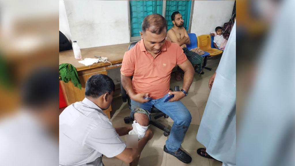  ৯৯৯-এ কল পেয়ে ঘটনাস্থলে পুলিশ, ককটেল হামলায় ২ পুলিশ আহত