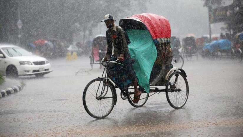 বৃষ্টির ধারা এপ্রিলেও থাকবে, বাড়বে গরম