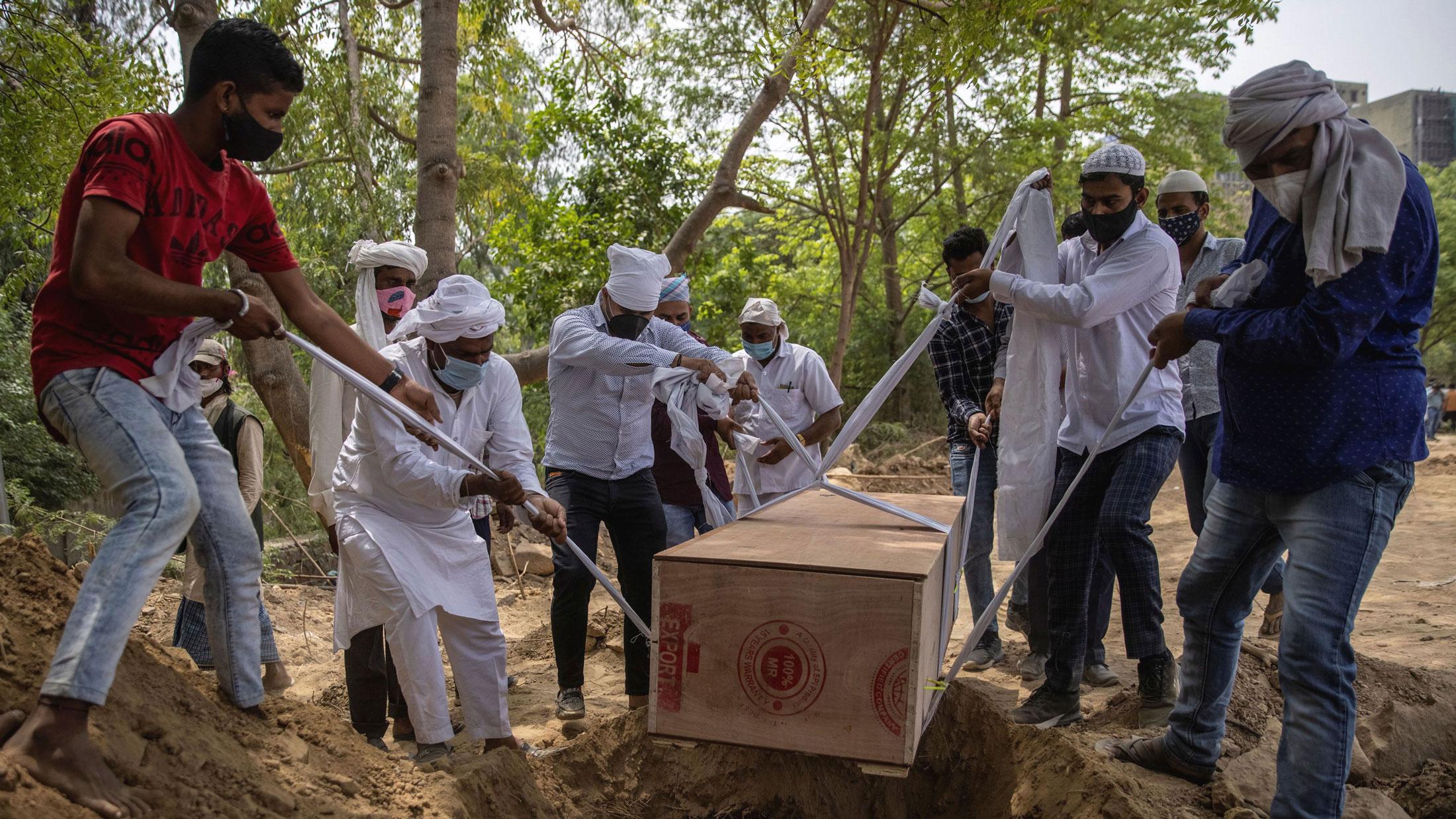 একদিনে সর্বোচ্চ মৃত্যু দেখল ভারত , ফের শনাক্তের রেকর্ড