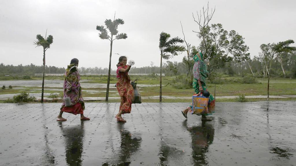 আবারও ঘূর্ণিঝড় ‘অশনি’র আশঙ্কা পশ্চিমবঙ্গে