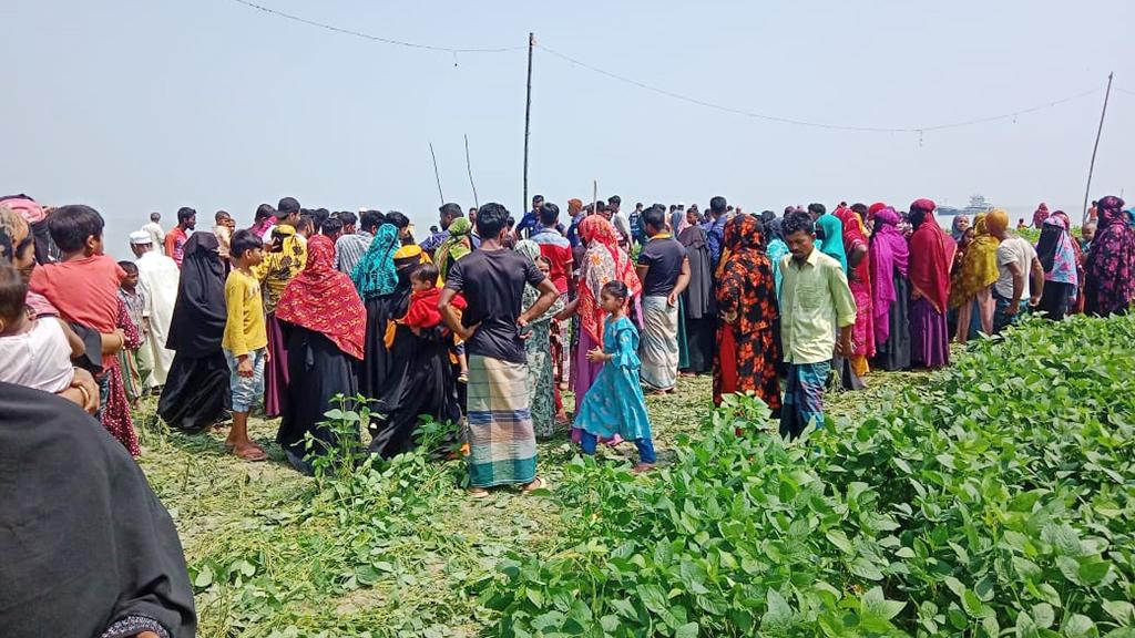 ‘রাজনৈতিক দ্বন্দ্বের জেরে’ আওয়ামী লীগ নেতাকে কুপিয়ে হত্যা