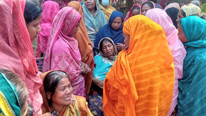 গাংনীতে বৃদ্ধকে পিটিয়ে হত্যা