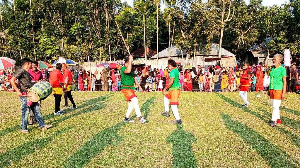 মাগুরায় ঐতিহ্যবাহী লাঠি খেলা অনুষ্ঠিত