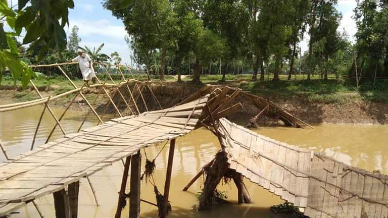 সেতু ভাঙা, সাঁকোয় পারাপার