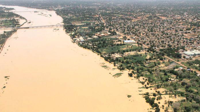 নাইজেরিয়ায় নৌকা ডুবে নিহত অর্ধশতাধিক 