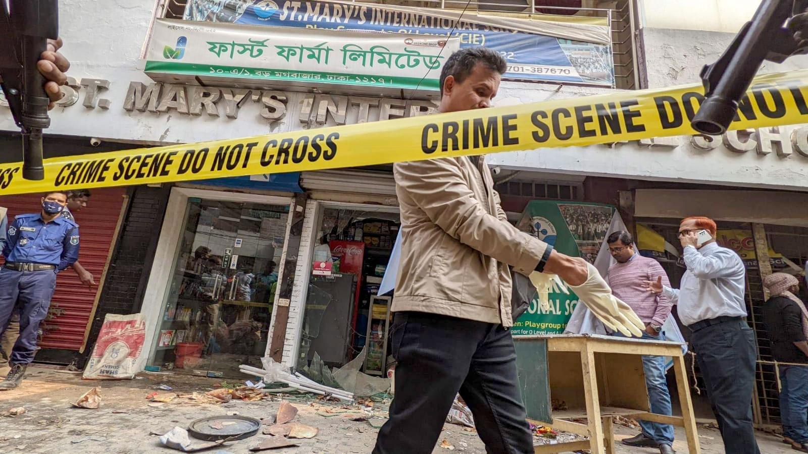 মগবাজারে ‘ময়লার ড্রামে’ বিস্ফোরণ, প্রকৌশলীসহ আহত ৪