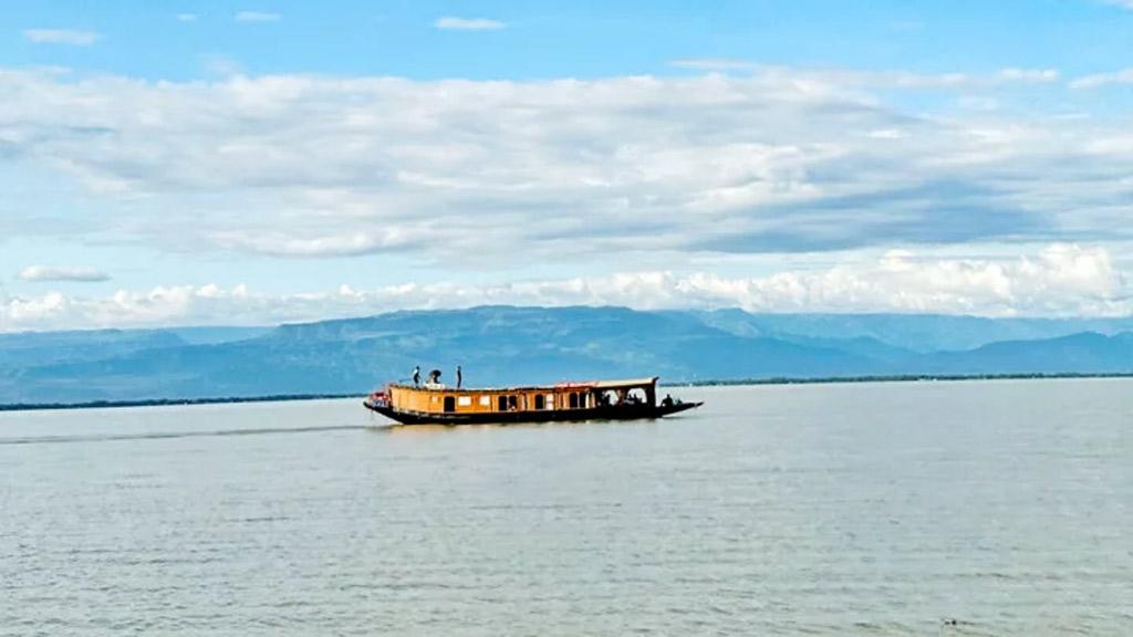 টাঙ্গুয়ার হাওরে ডুবে ঢাকার জনতা ব্যাংক কর্মকর্তার মৃত্যু 