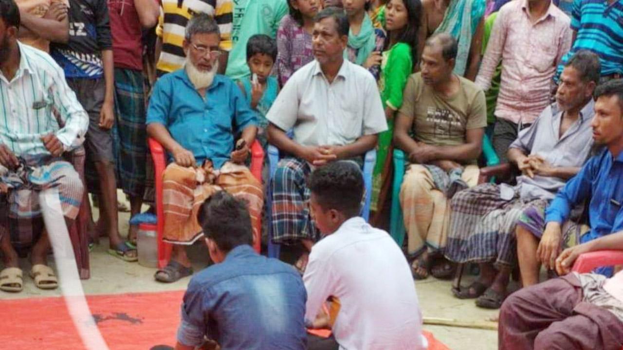 ‘ক্ষতিগ্রস্ত’ অভিযোগ না দিলেও সালিস বসিয়ে টাকা দাবি আ. লীগ নেতার