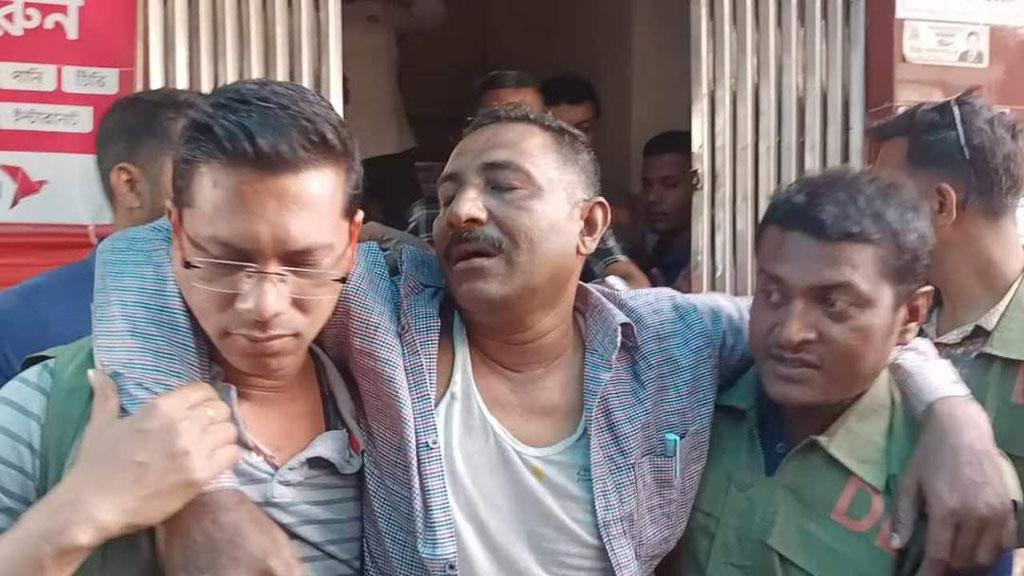 বরগুনায় সাংবাদিকের মৃত্যু : ১৩ জনকে আসামি করে হত্যা মামলা