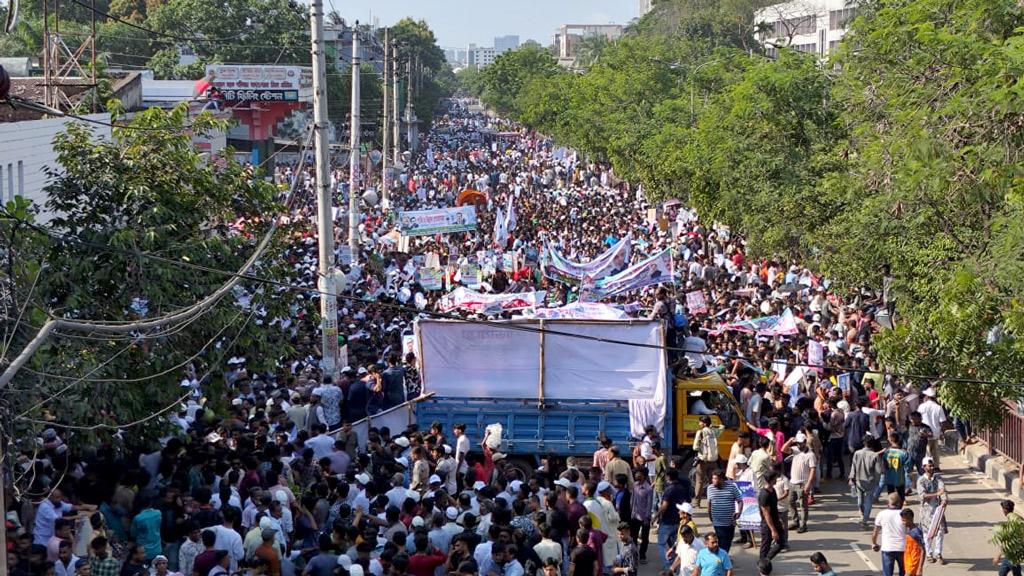 তেজগাঁওয়ে শুরু আ.লীগের ‘শান্তি সমাবেশ’, সড়কে যানজট