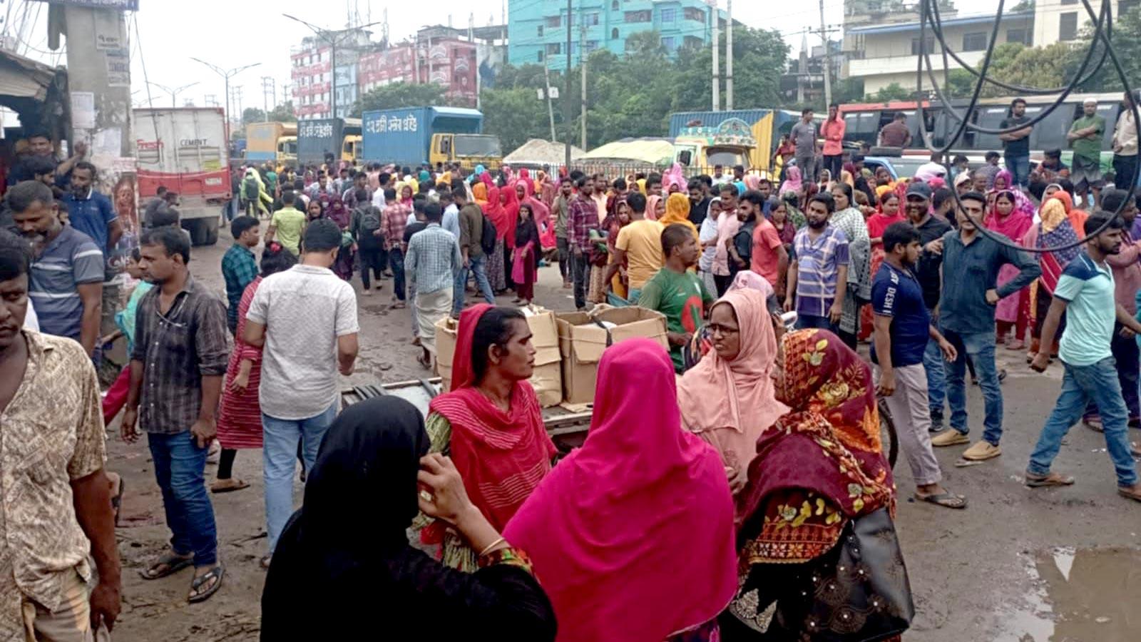 আশুলিয়ায় শ্রমিক নিহত: পরিবারকে ৫ লাখ টাকা ক্ষতিপূরণ, বিজিএমইএর দুঃখ প্রকাশ