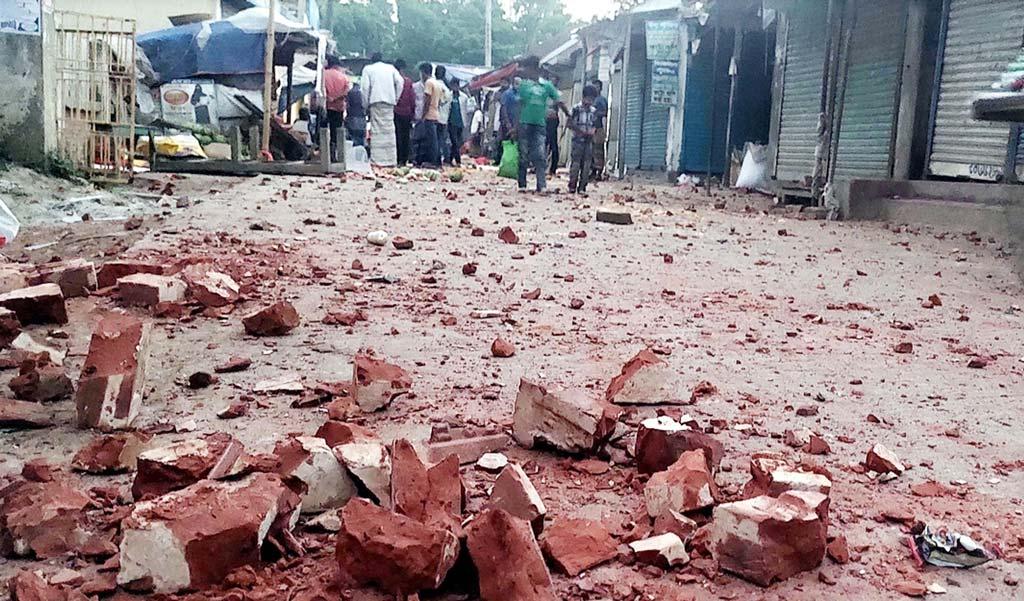 ভাঙ্গায় ইফতারির সময়ে তিন গ্রামবাসীর সংঘর্ষ, আহত ২০ 