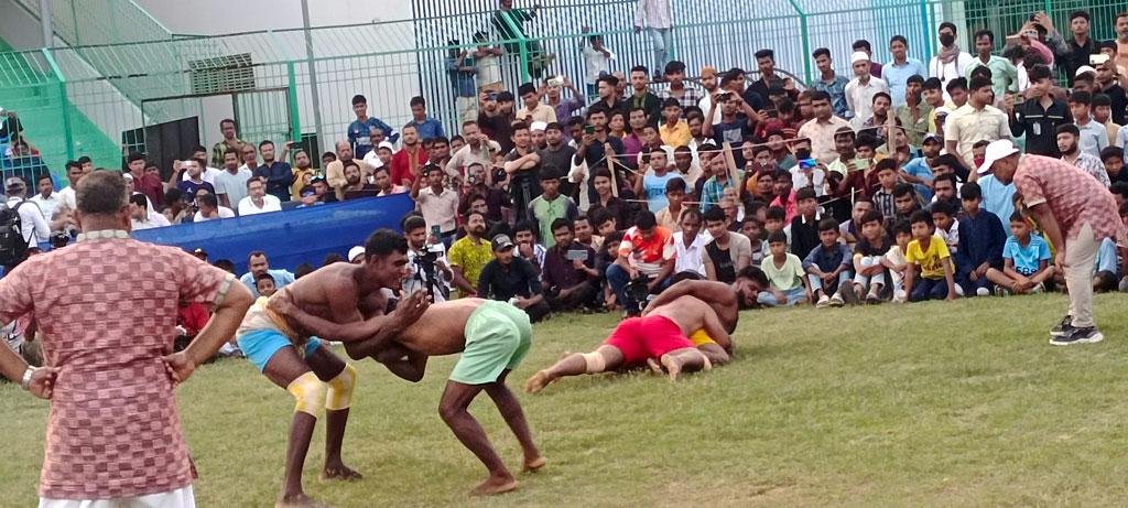 কক্সবাজারে ২ দিনব্যাপী বলীখেলার উদ্বোধন