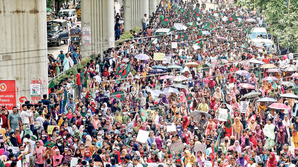 ভারতবিরোধী স্লোগানদাতা চিহ্নিত করে সাজা দিতে বাংলাদেশকে বিজেপির স্মারকলিপি