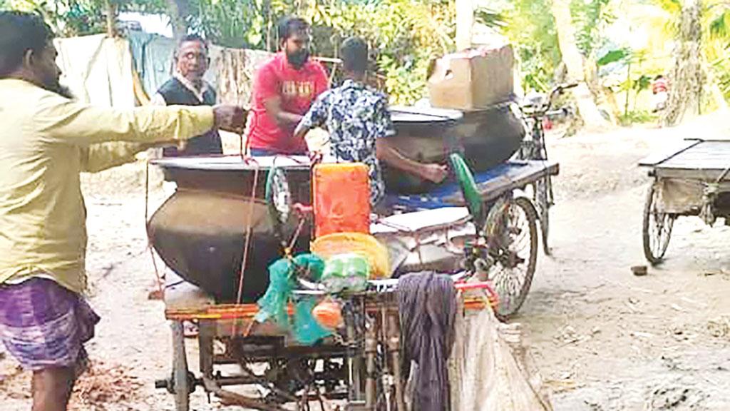 বিয়ে পণ্ড, খাবার বাড়িতে আনিয়ে খেলেন বর