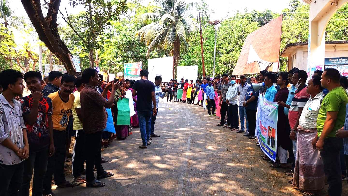 ৭২ ঘণ্টার মধ্যে জিপের চালক আটক না হলে সড়ক অবরোধ