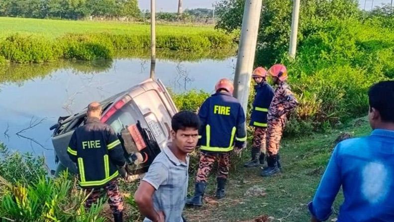 কলাপাড়ায় ত্রিমুখী সংঘর্ষে শিশুর মৃত্যু, আহত ৩