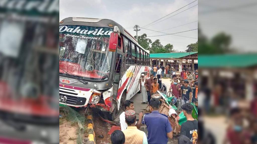 ঈদবাজার শেষে বাড়ি ফেরার পথে প্রাণ গেল তিনজনের