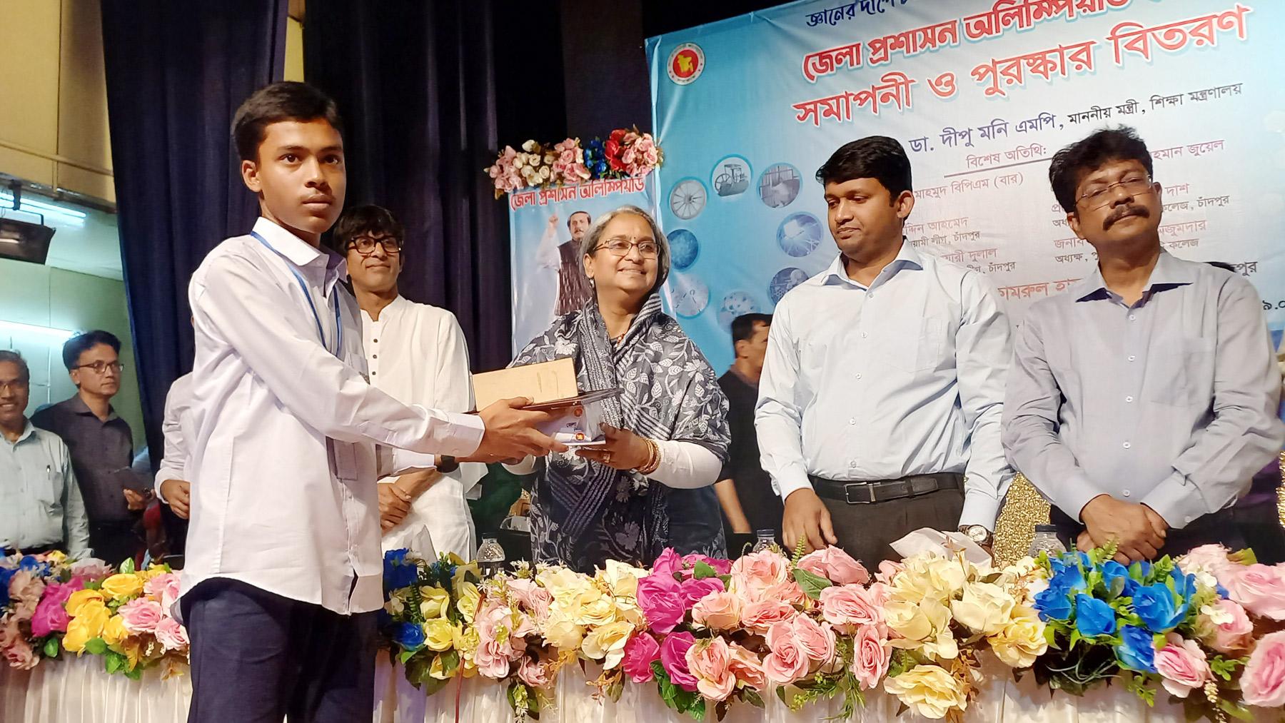 বাংলা ভালোভাবে শিখতে ও ব্যবহার করতে হবে: শিক্ষামন্ত্রী